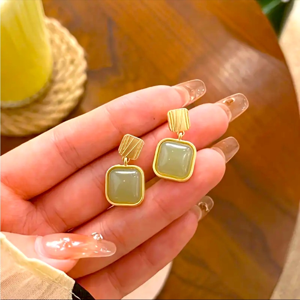 Vintage Chic Style Geometric Drop Earrings Retro Imitation Gemstone Accents‎